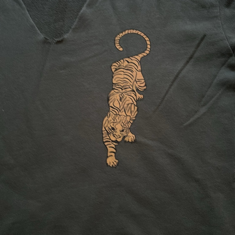 Cute Tiger sweatshirt - Anthropologie - Picture 2 of 6